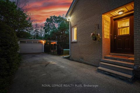 Photo 42 at 42 Roseview Avenue, Crosby, Richmond Hill