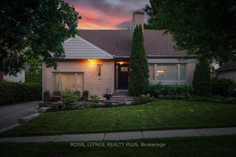 Photo 46 at 42 Roseview Avenue, Crosby, Richmond Hill