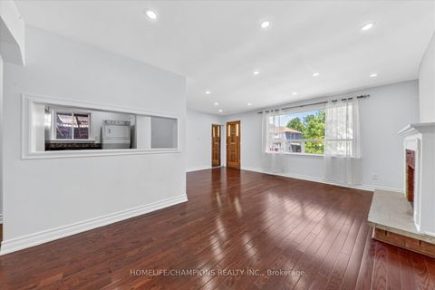 Photo 3 at 18 Bergen Road, Dorset Park, Toronto