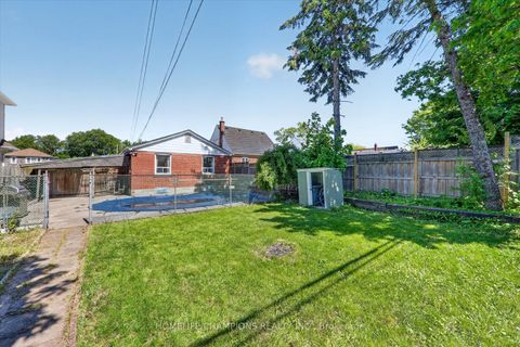 Photo 13 at 18 Bergen Road, Dorset Park, Toronto
