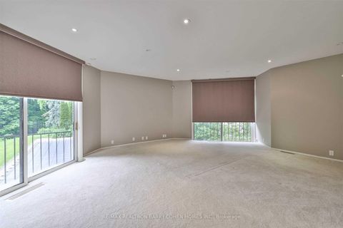 Photo 22 at 14 Park Lane Circle, York Mills, Toronto