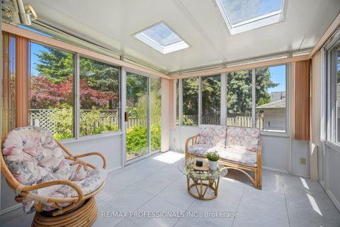 Photo 16 at 29 Westleigh Crescent, Alderwood, Toronto