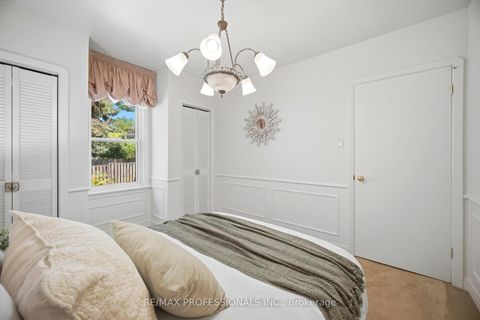 Photo 20 at 29 Westleigh Crescent, Alderwood, Toronto