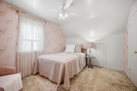Photo 22 at 29 Westleigh Crescent, Alderwood, Toronto
