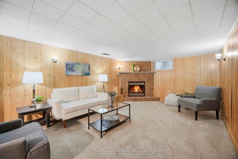 Photo 27 at 29 Westleigh Crescent, Alderwood, Toronto