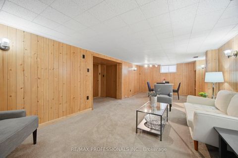Photo 30 at 29 Westleigh Crescent, Alderwood, Toronto