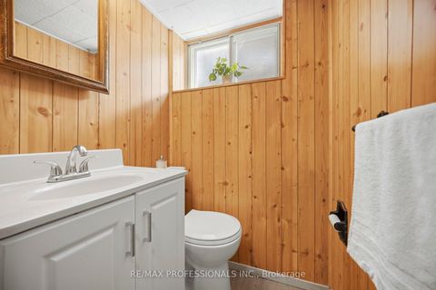 Photo 32 at 29 Westleigh Crescent, Alderwood, Toronto
