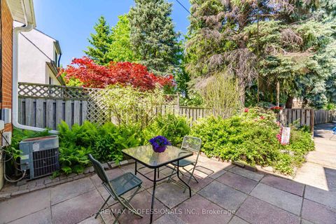 Photo 34 at 29 Westleigh Crescent, Alderwood, Toronto
