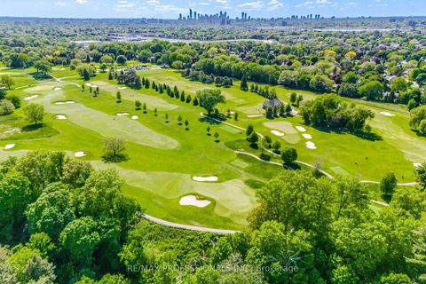 Photo 45 at 29 Westleigh Crescent, Alderwood, Toronto