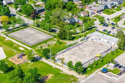 Photo 48 at 29 Westleigh Crescent, Alderwood, Toronto