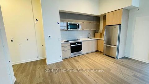 Photo 2 at 2402 - 10 Deerlick Court, Donalda, Toronto