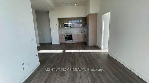 Photo 15 at 2402 - 10 Deerlick Court, Donalda, Toronto