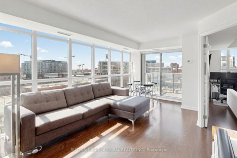 Photo 3 at #710 - 125 Western Battery Road, Niagara, Toronto
