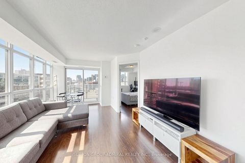 Photo 5 at #710 - 125 Western Battery Road, Niagara, Toronto