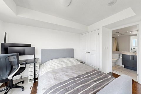 Photo 13 at #710 - 125 Western Battery Road, Niagara, Toronto
