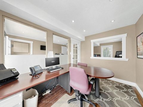 Photo 10 at 21 Metro Road S, Keswick North, Georgina
