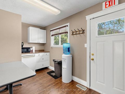 Photo 15 at 21 Metro Road S, Keswick North, Georgina