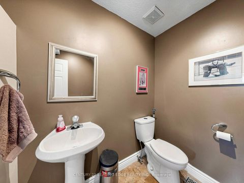 Photo 18 at 21 Metro Road S, Keswick North, Georgina