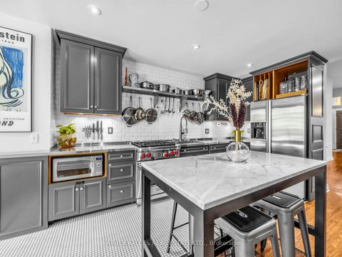 Photo 11 at 285 Brunswick Avenue, University, Toronto