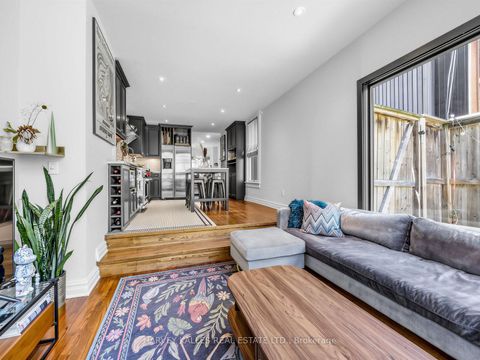Photo 15 at 285 Brunswick Avenue, University, Toronto