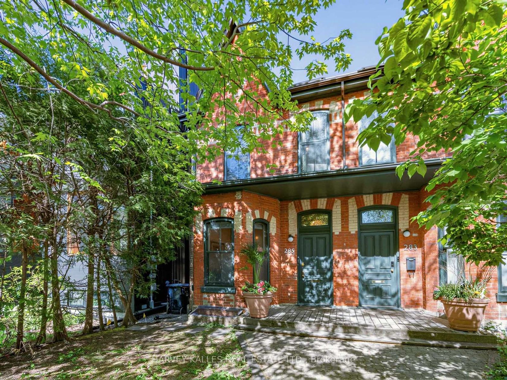 285 Brunswick Avenue, University, Toronto 