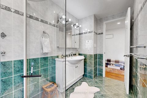 Photo 35 at 39 B Newington Crescent, West Deane, Toronto