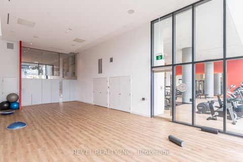 Photo 19 at 609 - 185 Roehampton Avenue, Mount Pleasant West, Toronto