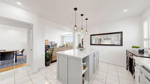 Photo 8 at 7 Whitbread Crescent, Jane Heights, Toronto
