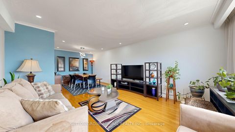 Photo 11 at 7 Whitbread Crescent, Jane Heights, Toronto