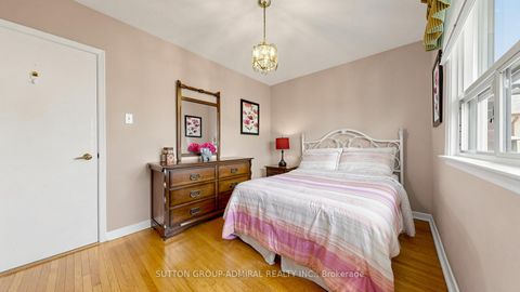 Photo 22 at 7 Whitbread Crescent, Jane Heights, Toronto