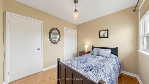 Photo 24 at 7 Whitbread Crescent, Jane Heights, Toronto
