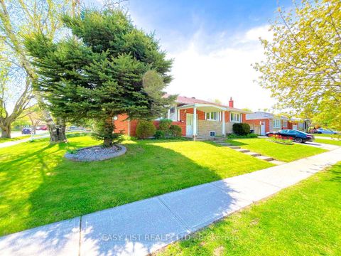Photo 2 at 57 Kilbride Road, Bendale, Toronto