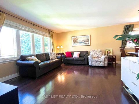 Photo 5 at 57 Kilbride Road, Bendale, Toronto