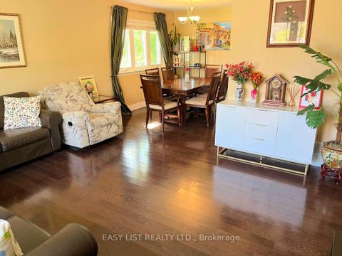Photo 6 at 57 Kilbride Road, Bendale, Toronto