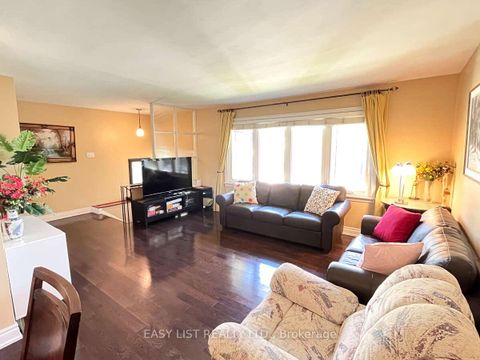 Photo 8 at 57 Kilbride Road, Bendale, Toronto