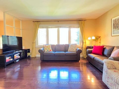 Photo 9 at 57 Kilbride Road, Bendale, Toronto