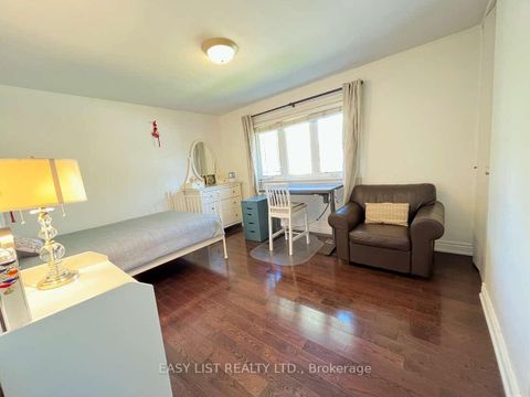 Photo 15 at 57 Kilbride Road, Bendale, Toronto