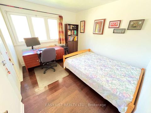Photo 18 at 57 Kilbride Road, Bendale, Toronto