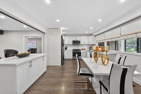 Photo 3 at 73 Forest Grove Drive, Bayview Village, Toronto