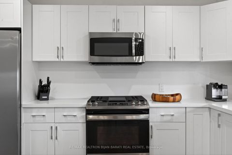 Photo 11 at 73 Forest Grove Drive, Bayview Village, Toronto