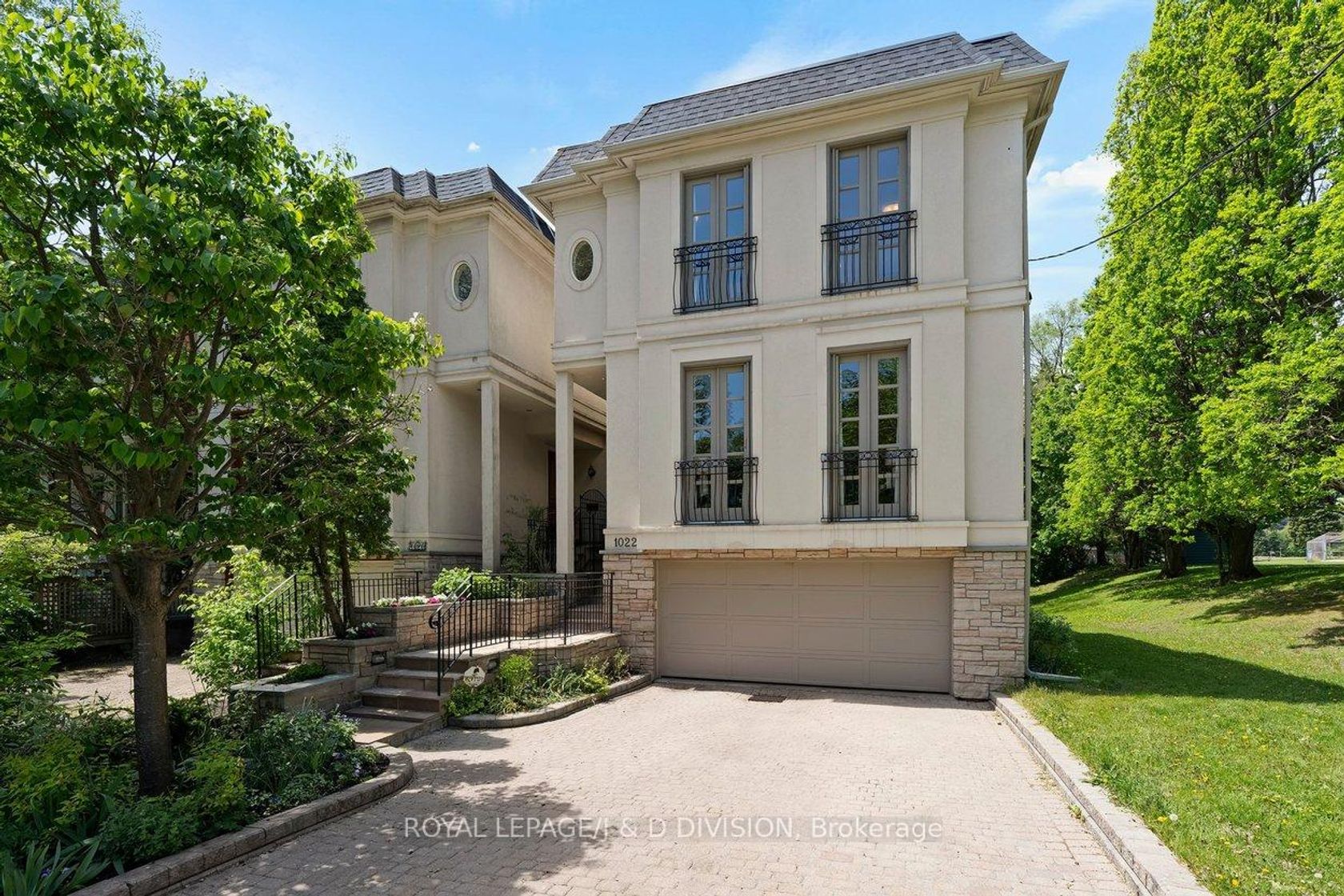 1022 Spadina Road, Forest Hill North, Toronto 