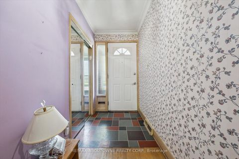 Photo 4 at 108 Princess Margaret Boulevard, Rosethorn, Toronto
