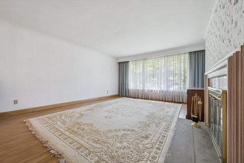 Photo 5 at 108 Princess Margaret Boulevard, Rosethorn, Toronto