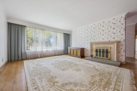 Photo 6 at 108 Princess Margaret Boulevard, Rosethorn, Toronto