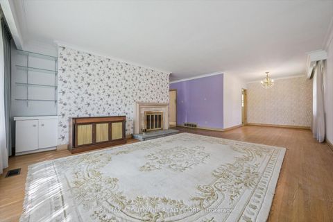 Photo 7 at 108 Princess Margaret Boulevard, Rosethorn, Toronto
