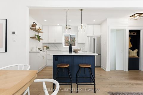 Photo 6 at 39 White Birch Rd, Cliffside, Toronto