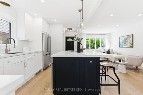 Photo 8 at 39 White Birch Rd, Cliffside, Toronto
