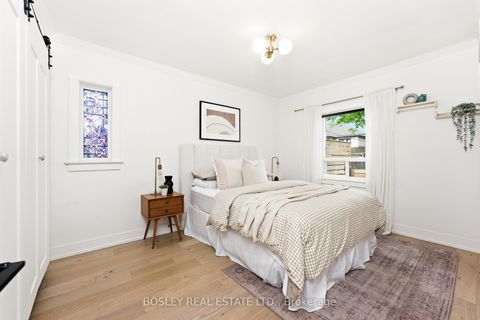 Photo 9 at 39 White Birch Rd, Cliffside, Toronto