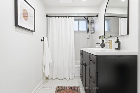 Photo 25 at 39 White Birch Rd, Cliffside, Toronto