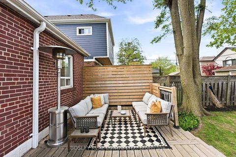Photo 28 at 39 White Birch Rd, Cliffside, Toronto